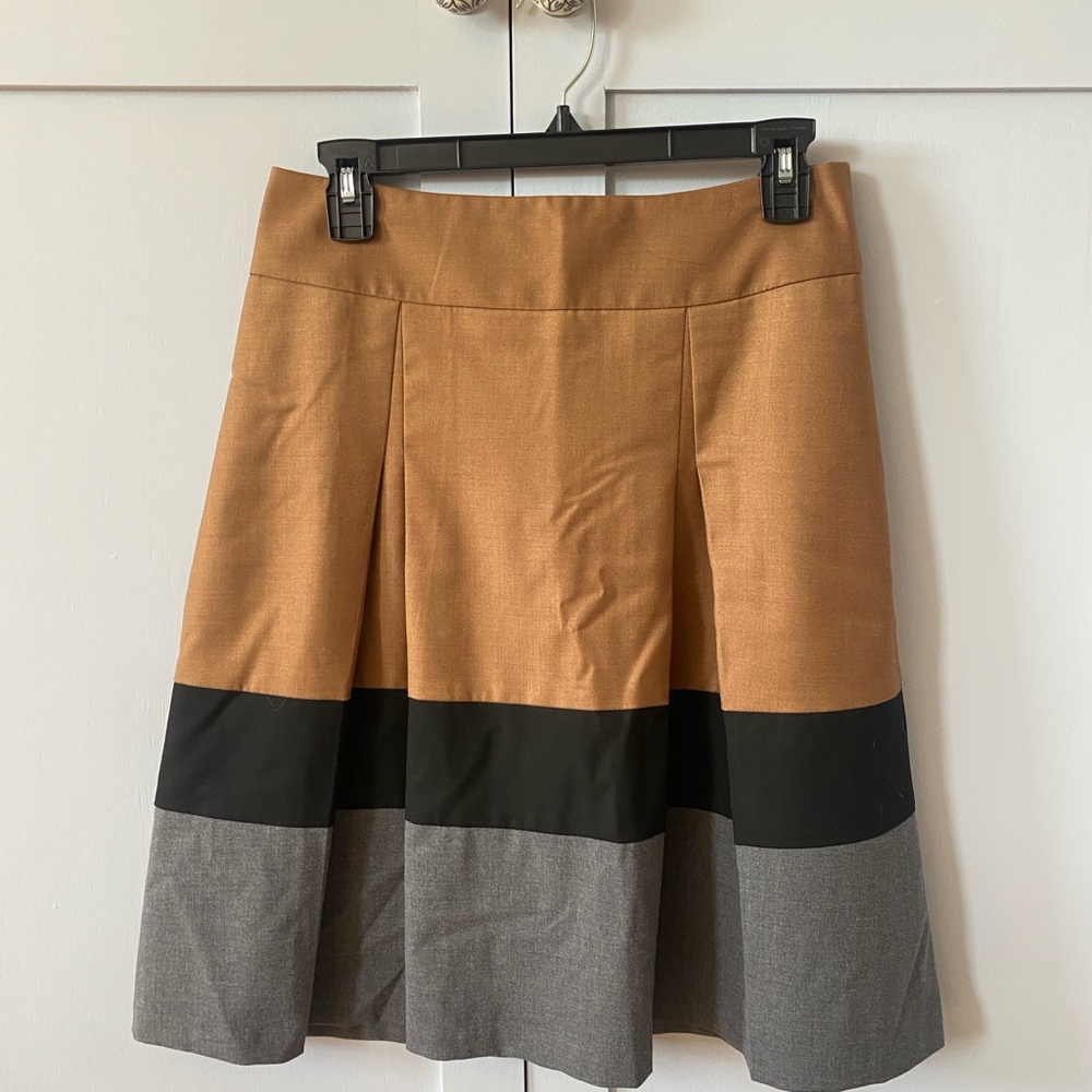 The Limited Tan, Black, and Gray A-Line Skirt